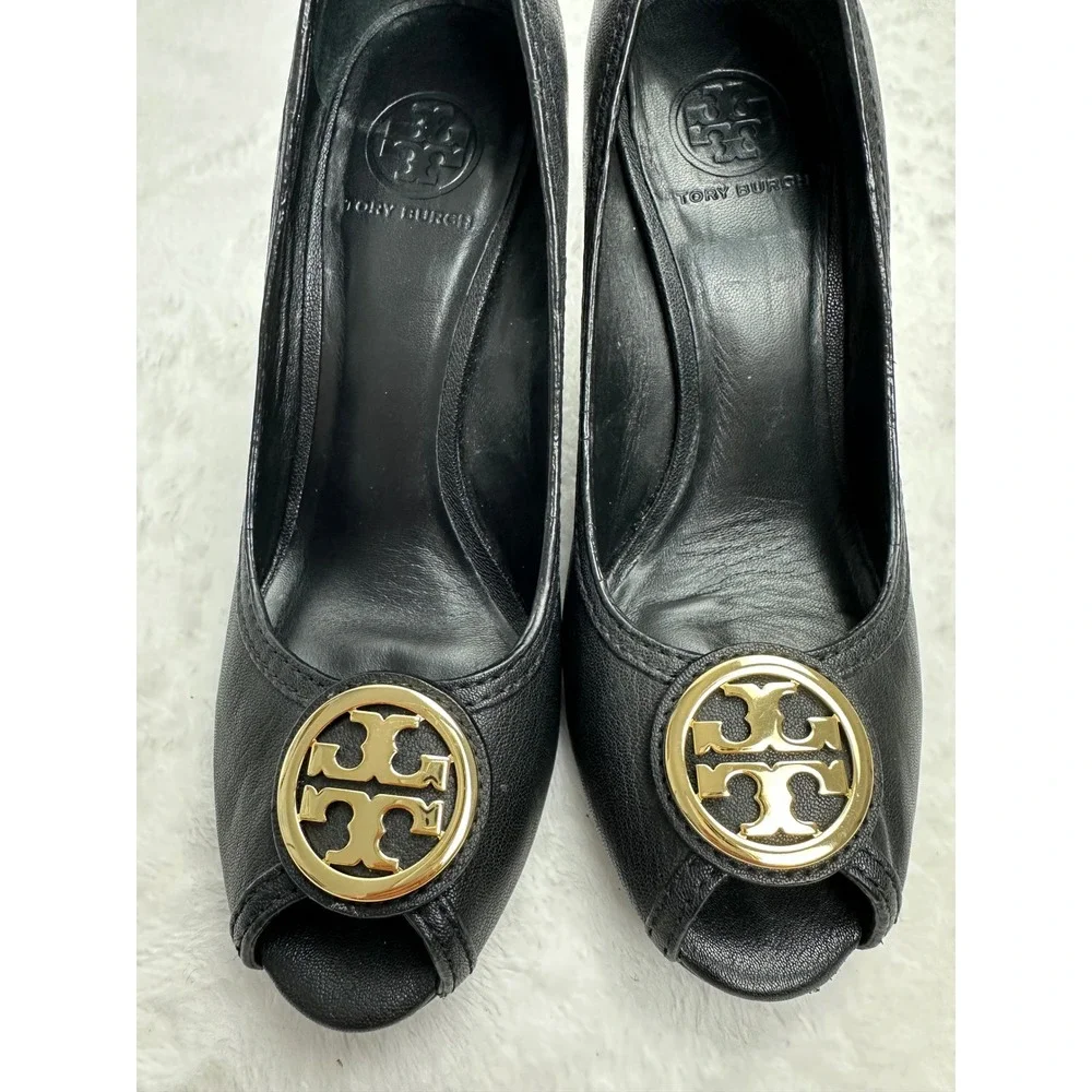 Tory Burch Black Leather Peep Toe Wedge Pumps Gold Logo Medallion 10M 4304
